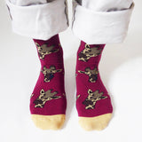 Giraffe Socks | Bamboo Socks | Maroon Socks | African Socks: UK Adult 4-7 / Single Pair / Giraffes