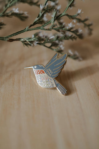 Hummingbird Enamel Pin (With Locking Clasp)